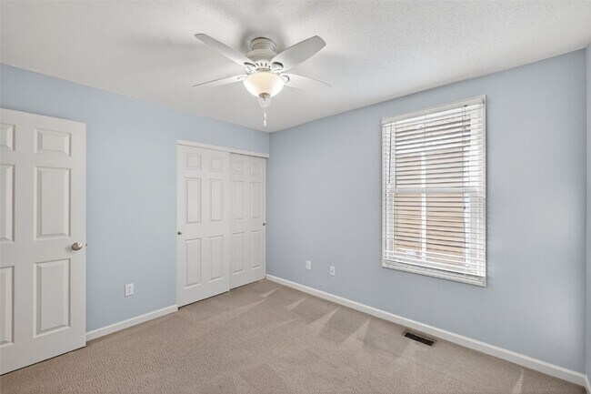 Building Photo - 3275 Simeon Bunker St