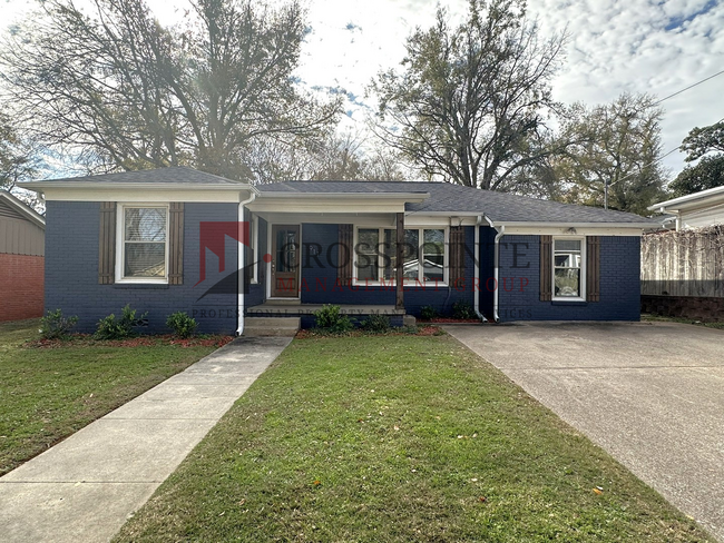 Primary Photo - Tour Today! Updated 4 Bedroom 2 Bath Home!