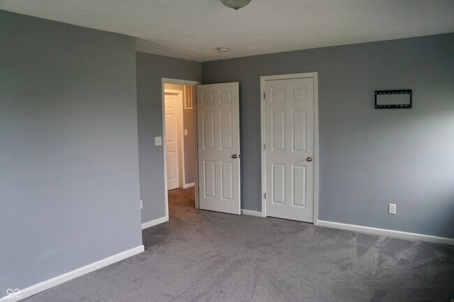 Building Photo - 3177 Underwood Dr