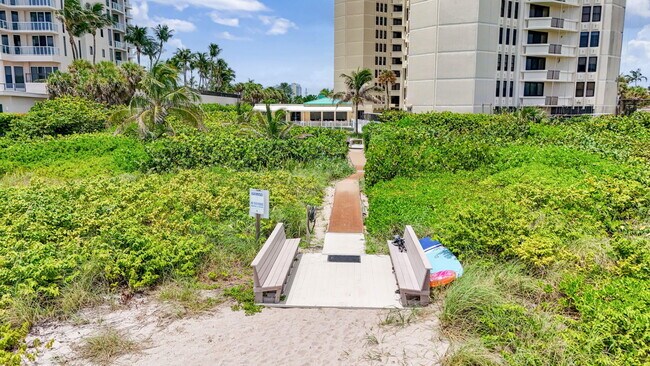 Building Photo - 2800 N Ocean Dr
