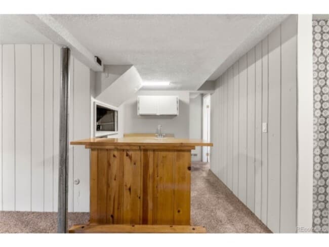 Building Photo - 7073 S Elm St