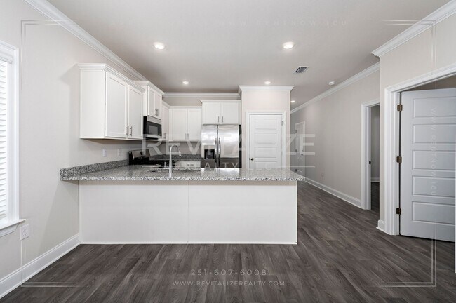 Building Photo - Newly Built 4 Bed 2 Bath Craftsman Home in Spanish Fort with Deck