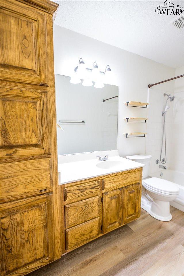 Building Photo - 127 Garrett St