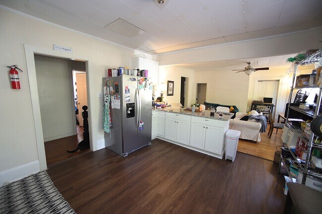 Building Photo - Great home in Durham!
