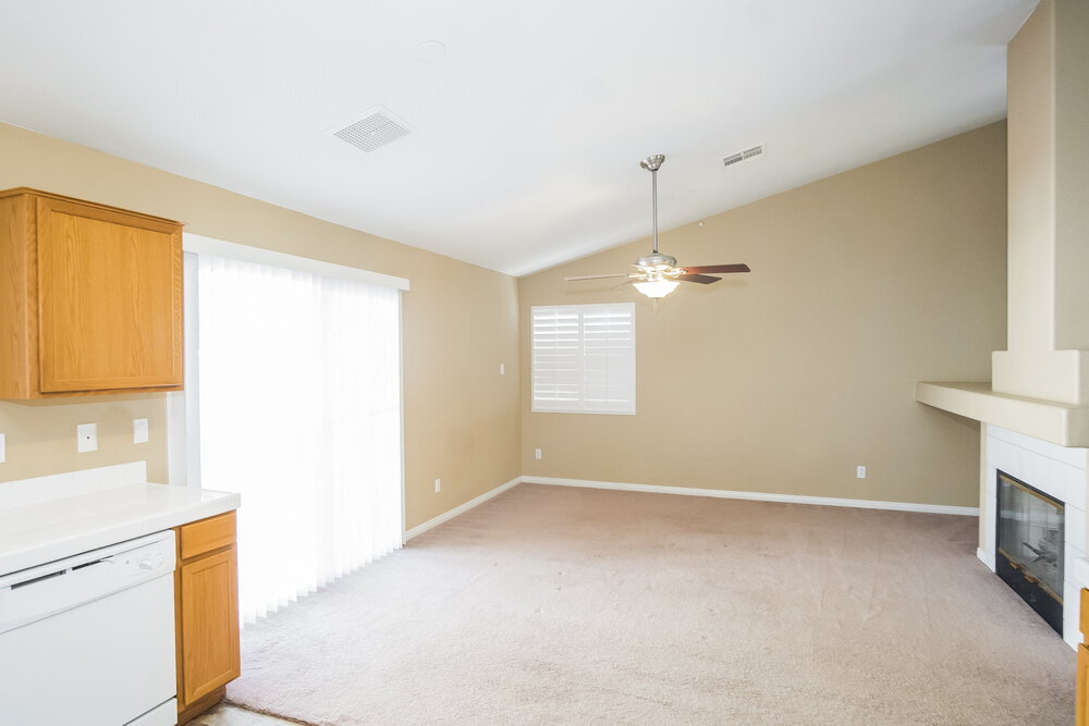 Building Photo - 245 Amber Light Ct