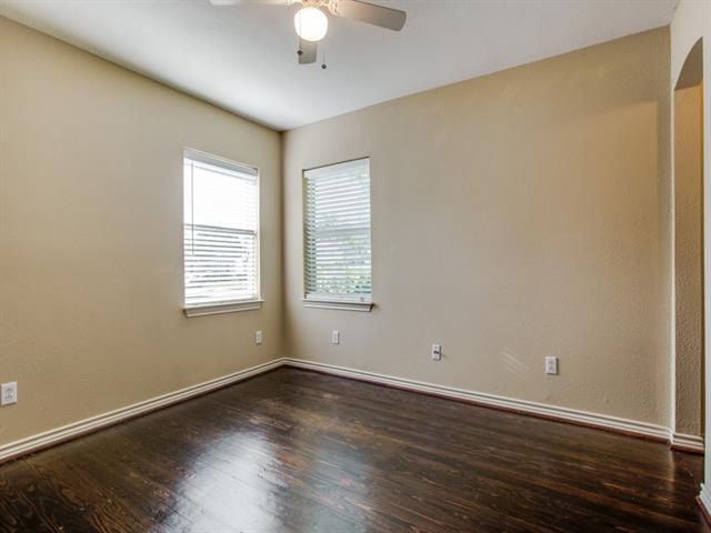 Building Photo - 4918 Thrush St