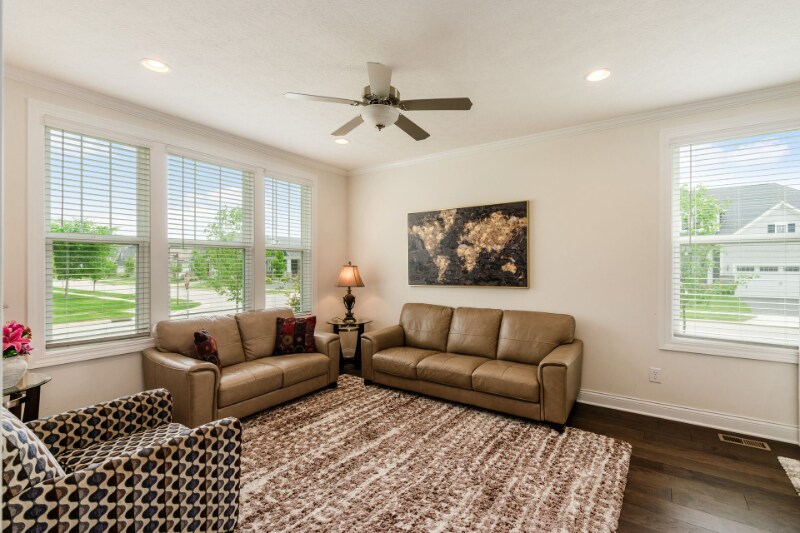 Building Photo - 7519 Barrister Dr