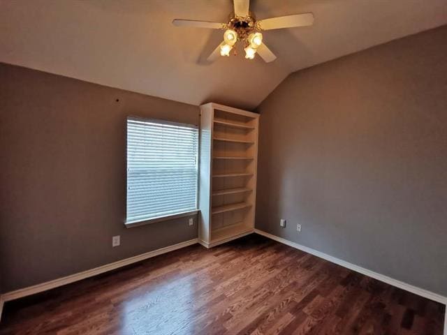 Building Photo - 9300 Vista Cir