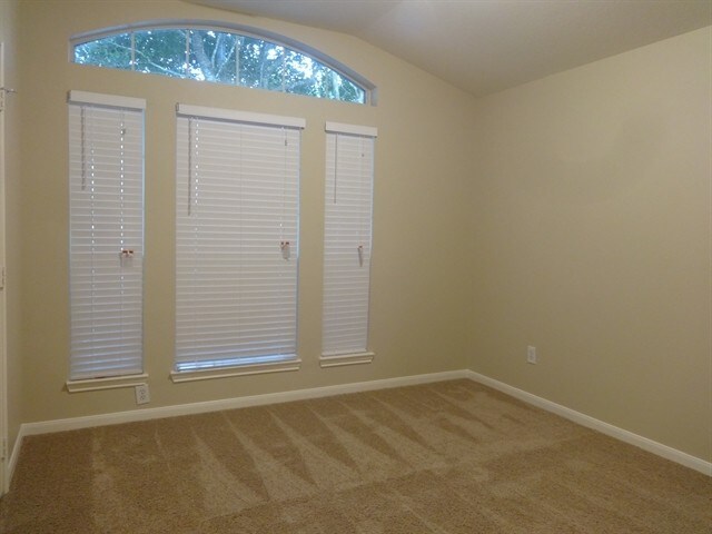 Building Photo - 32107 Archer Park