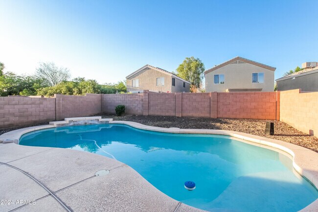 Building Photo - 12510 W Mandalay Ln