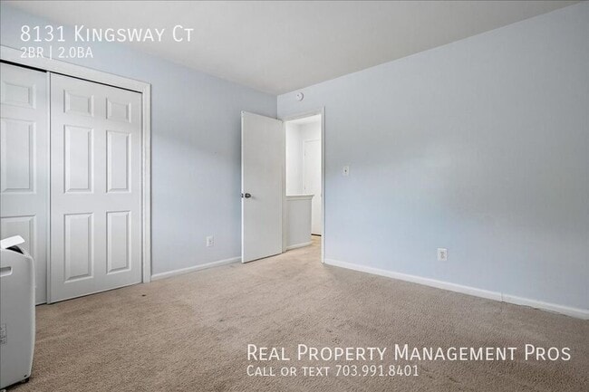 Building Photo - 8131 Kingsway Ct