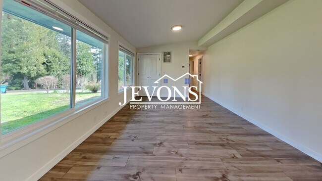 Building Photo - 19019 SE 164Th St Renton, WA 98058