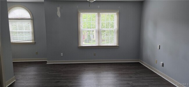 Building Photo - 4520 Cedar Forest Rd