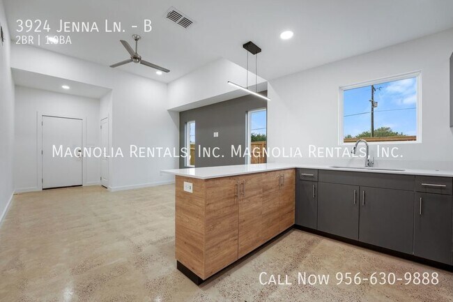 Building Photo - 1st Month Free with 13 Month Lease
