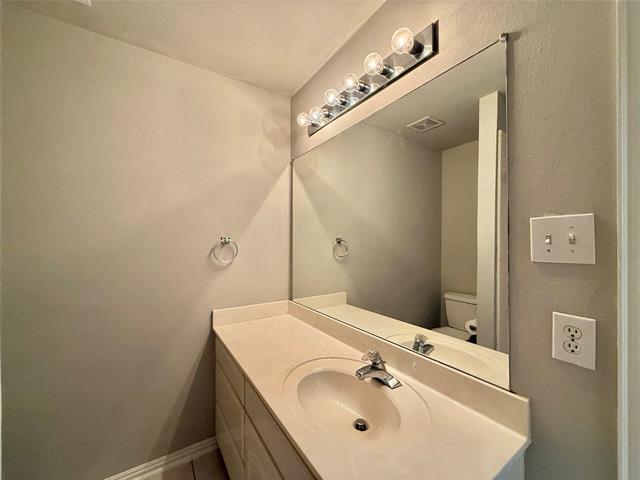 Building Photo - 1321 Marchant Pl