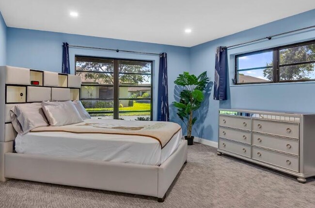 Building Photo - 4857 Dovewood Terrace