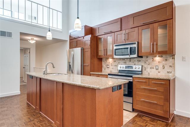 Building Photo - 4104 Wycliff Ave