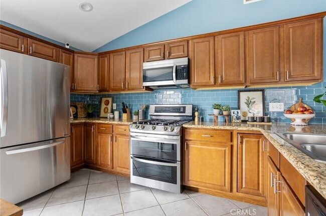 Building Photo - 12421 Blazing Star Ct