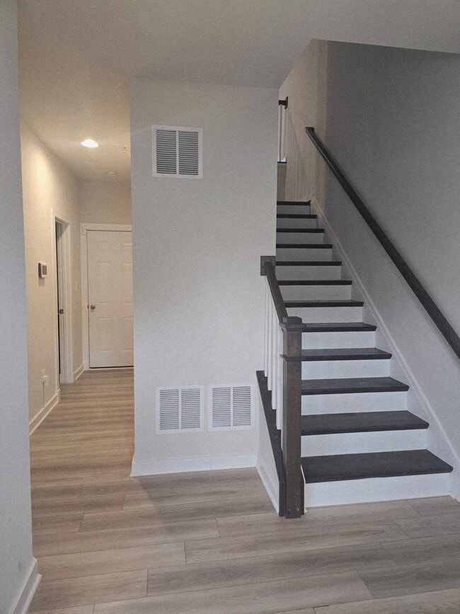 Building Photo - 8593 Red Sage Way S