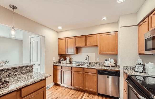 Building Photo - 3451 W 95th Ave