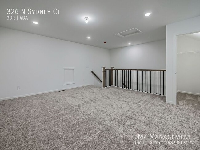 Building Photo - 326 N Sydney Ct