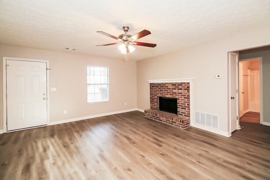Building Photo - 5431 Staunton Way