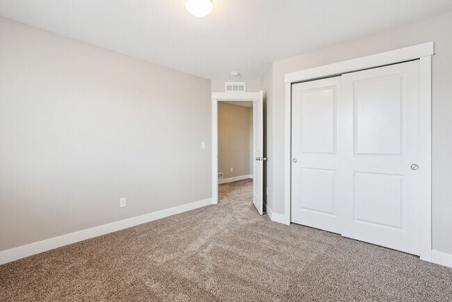 Building Photo - 2506 Tempest Dr