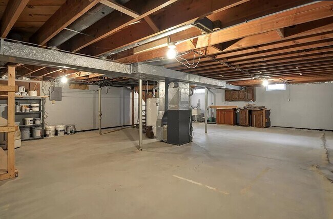 Building Photo - 4149 Lasalle St