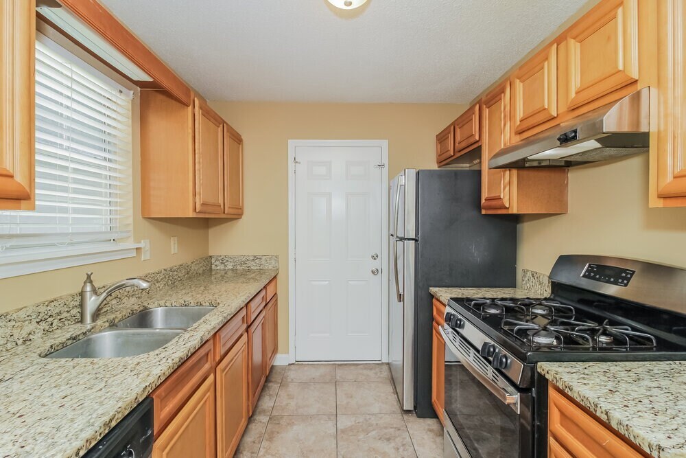 Building Photo - 3138 Jessica Dr