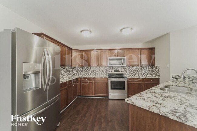 Building Photo - 1431 Waterlily Lane