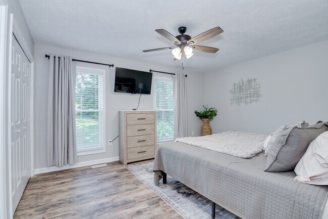 Building Photo - 219 Jasper Rd