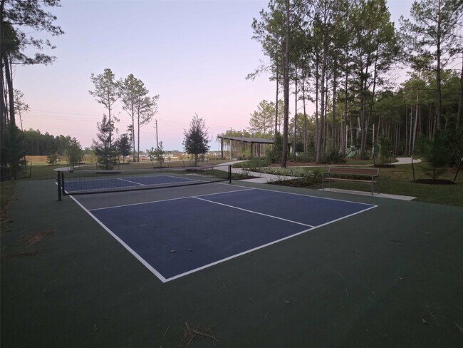 Building Photo - 25344 Carnation Ct