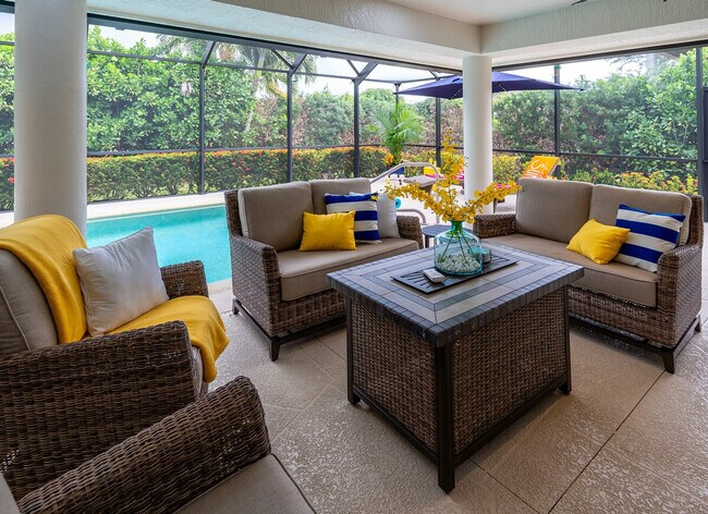 Building Photo - 149 Beachcomber St