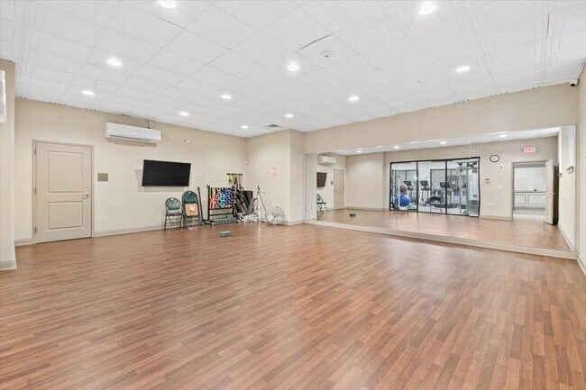 Building Photo - 34123 Furnace Dock Rd
