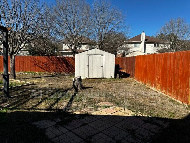 Building Photo - 312 Silver Wing