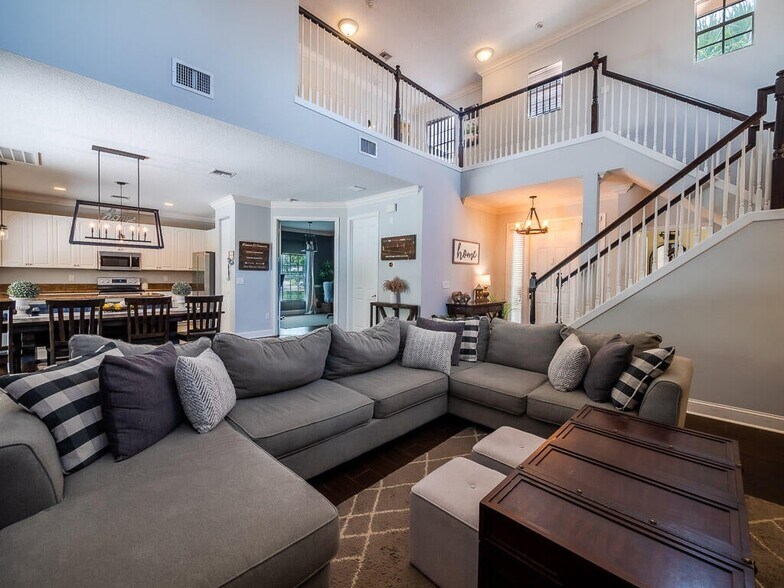 Building Photo - 6673 Eagle Ridge Dr