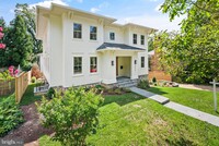 Building Photo - 5022 Cathedral Ave NW
