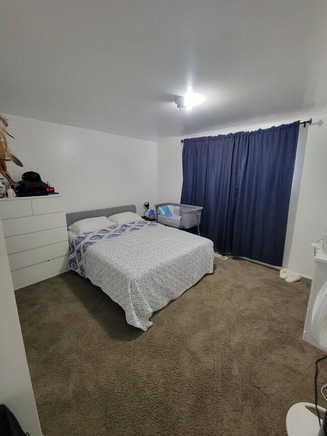 Building Photo - 2 bedroom 1 bath in South Orem