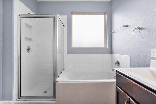 Building Photo - 5219 Rosehill Ridge Ct
