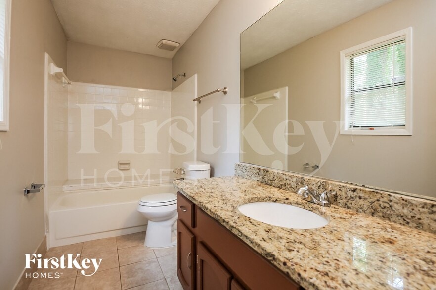 Building Photo - 5301 W Jones Bridge Rd