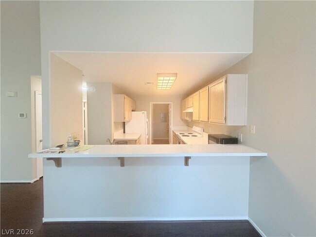 Building Photo - 7061 Roscoe Ave