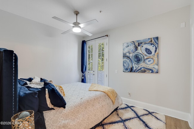 Building Photo - 3827 Mariner Dr