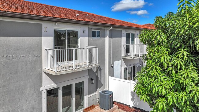 Building Photo - 2867 SW 125th Ave