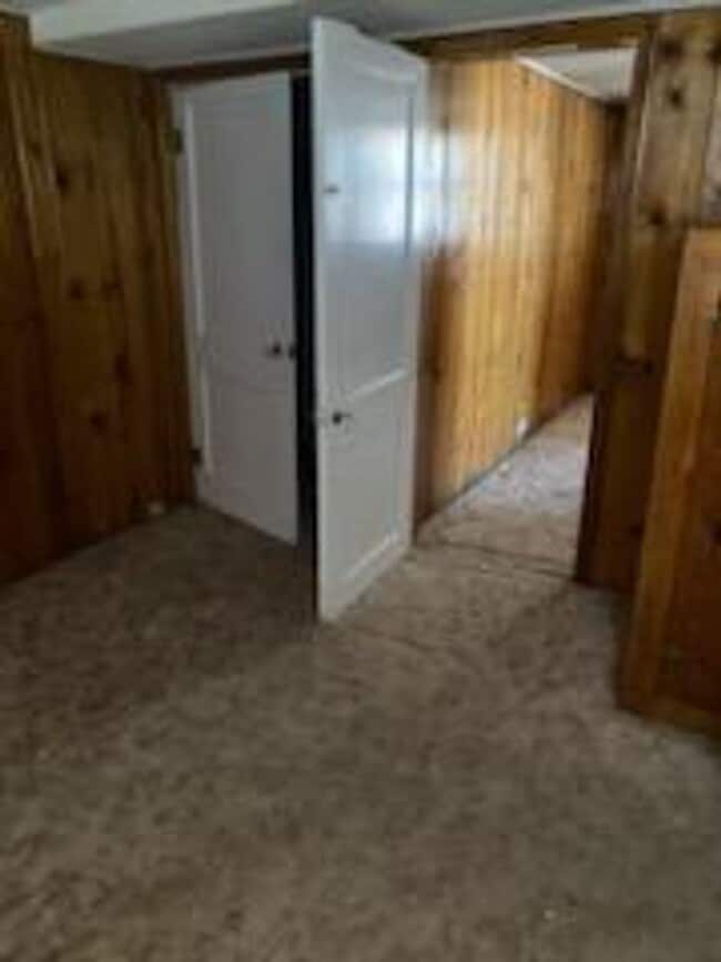 Building Photo - $900 - 2 Bedroom 1 Bath Duplex - Close to South Dakota School of Mines!