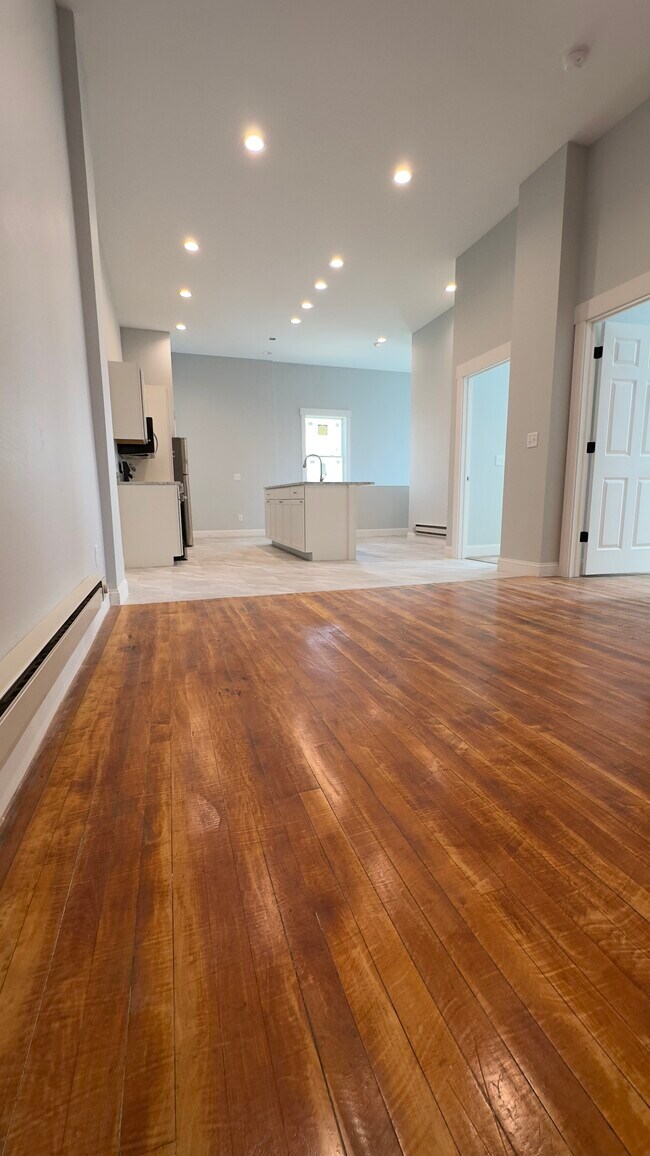 Building Photo - Downtown Rental Units