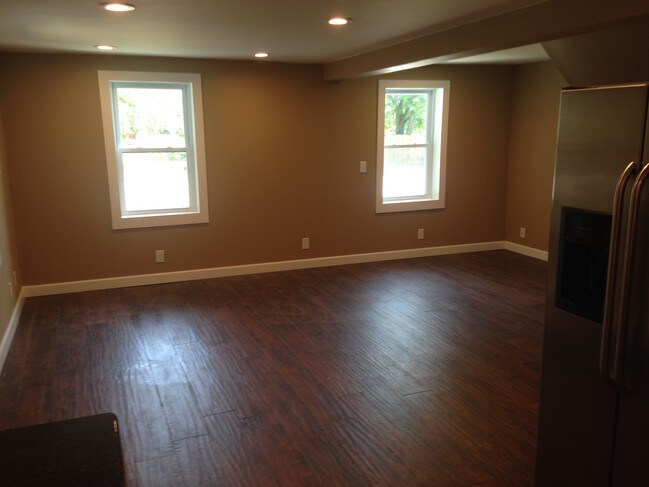 Building Photo - 1 Colson Ct