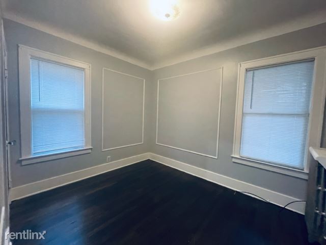 Building Photo - 2 br, 1 bath Duplex - 5204 Beaconsfield St...