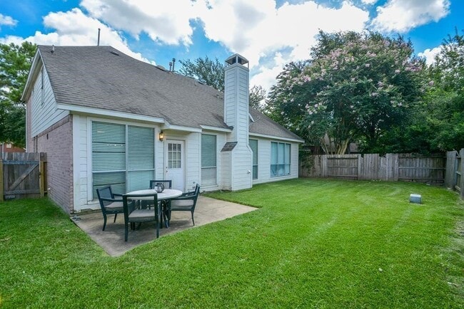 Building Photo - 16311 Candlerock Ct