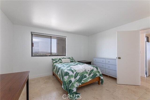 Building Photo - 1750 E Ocean Blvd