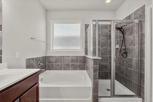 Building Photo - 4114 W Bayou Maison Cir
